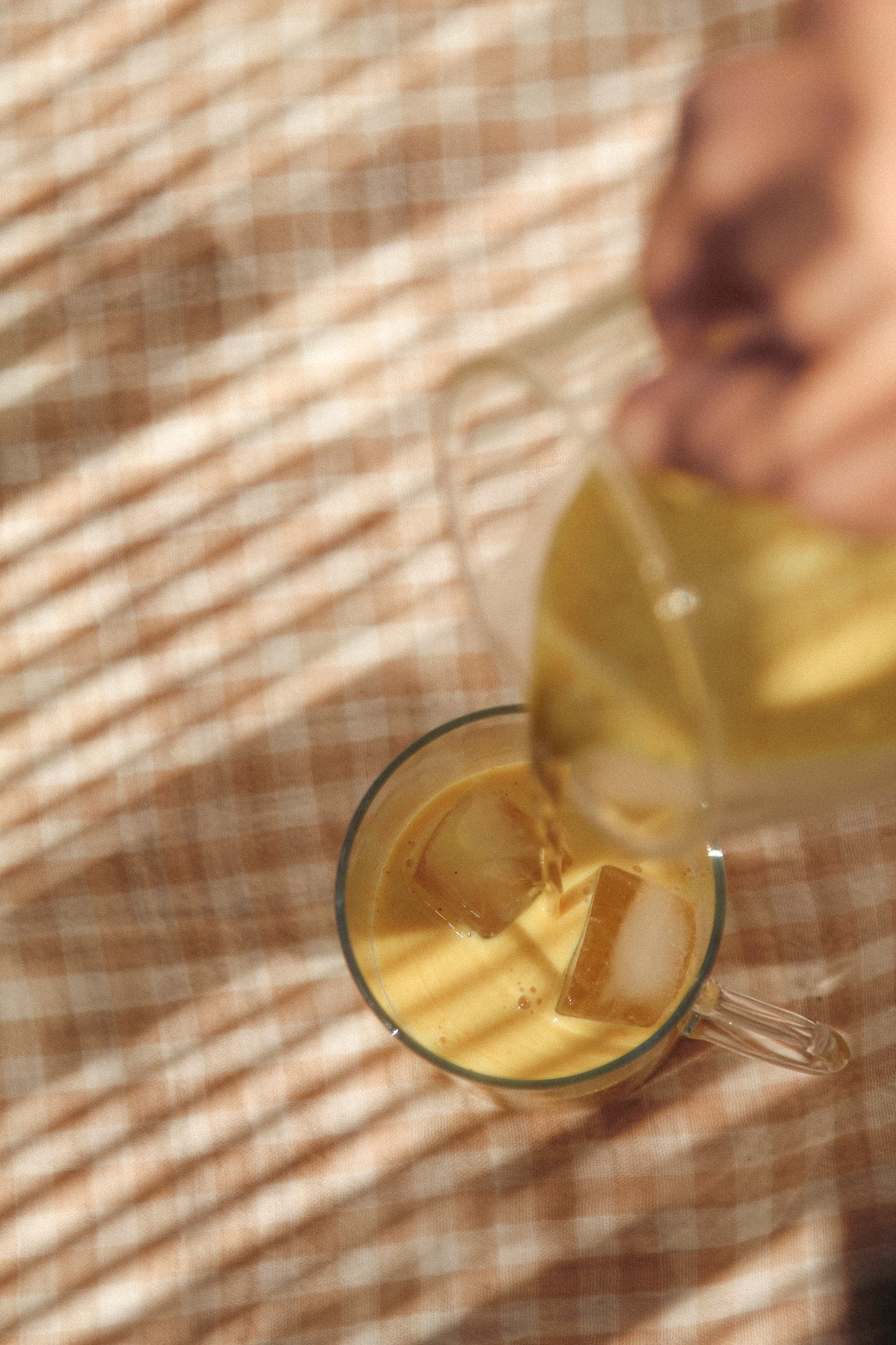 Golden latte apaisant aux adaptogènes